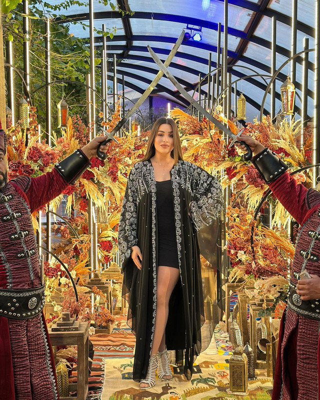 صور إليسا أندونيان عارية 2026 | إليسا أندونيان نار - لقطات ساخنة 2025!  Elissaandonian-1756229676198