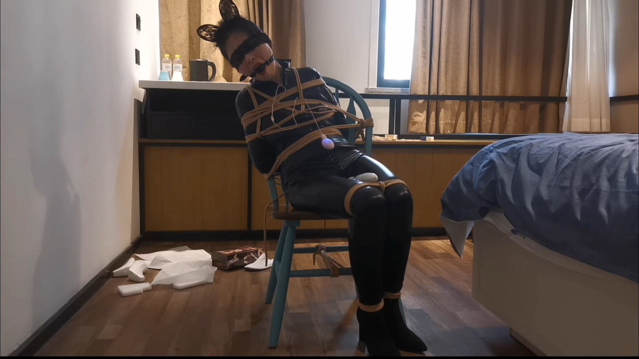 王宇服饰 慧慧玩具内裤走绳.mp4_20240705_130420.483