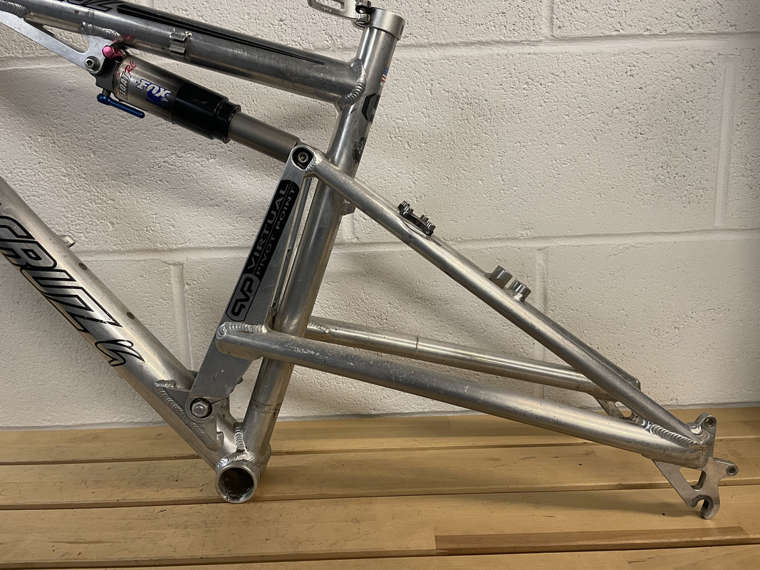 1F7B6A7A-1647-4B24-912A-6CE7BF965690