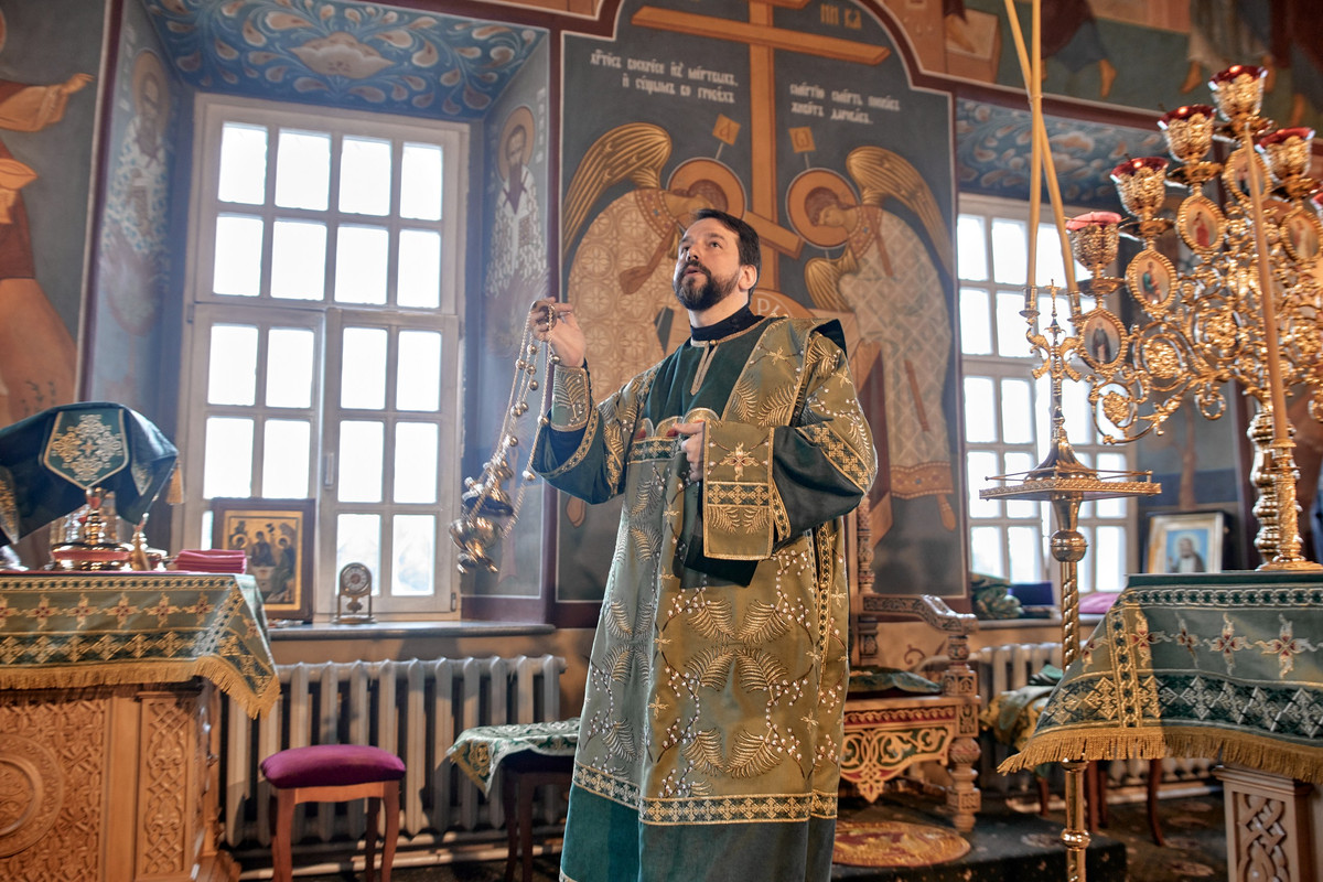 Empty-Name-15-resized