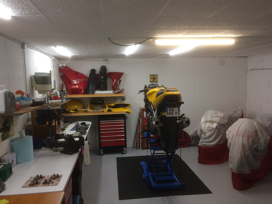 D76BEBC6-0FC8-4C1F-AF58-A6EBEFE7709B