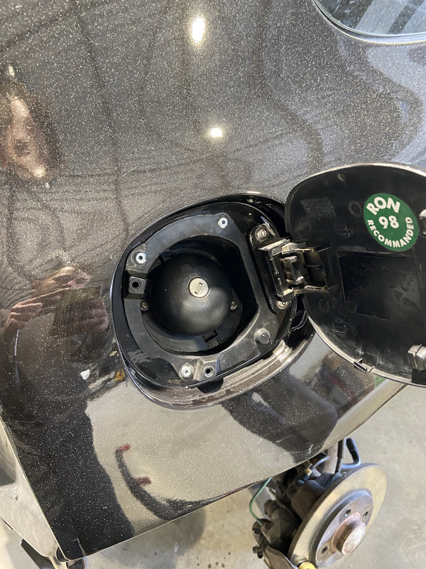 114CD6D5-1003-42C3-80EB-7390390C8A9D