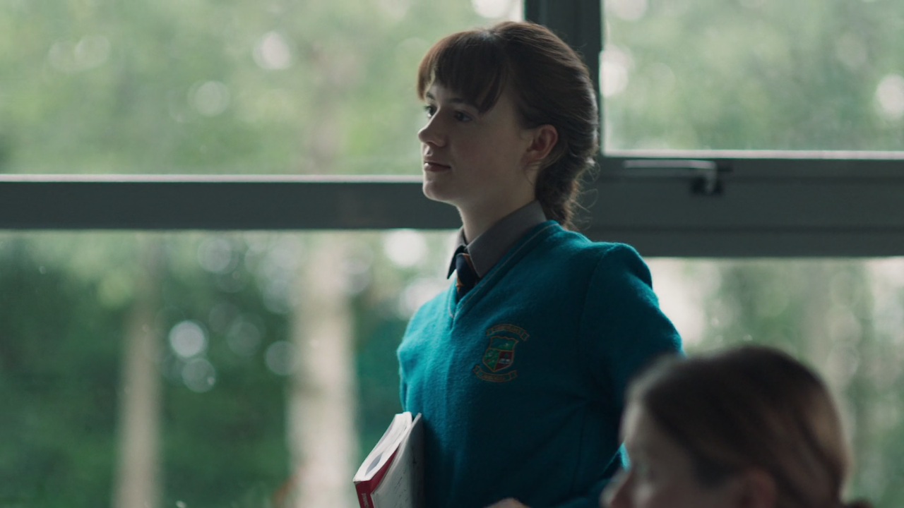 Normal People (2020) S01E01 Episode 1 (1080p STAN Webrip x265 10bit AAC 5.1 - Ainz)[TAoE].mkv[screen