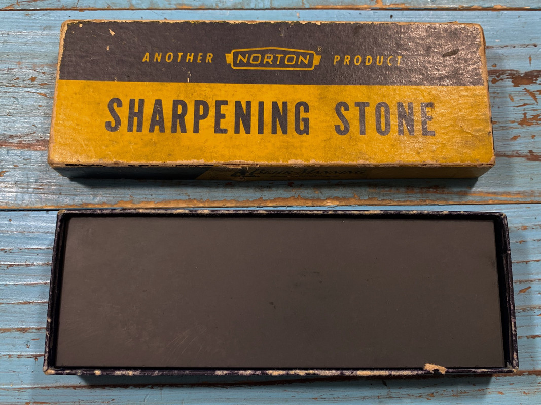 EF6A3DC6-5BEC-47A8-A458-07C225548490