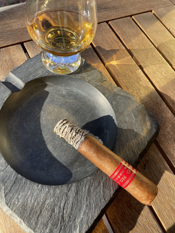 9405F472-387C-4B7E-9506-A81AB361AF01