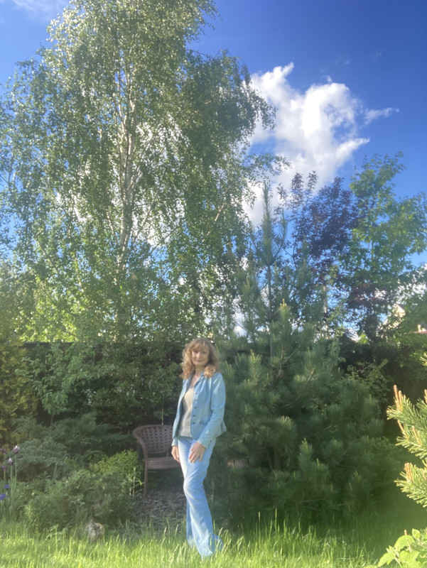 DB8B1BA6-0178-4264-9013-24335300B4D3