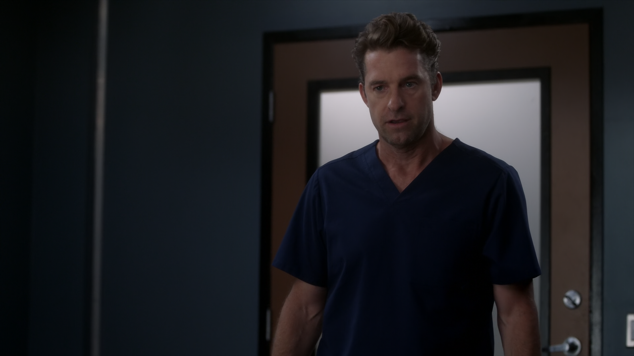 Grey's.Anatomy.S18E20.You.Are.the.Blood.1080p.10bit.AMZN.WEB-DL.DDP5.1.HEVC-Vyndros.mkv_snapshot_42.