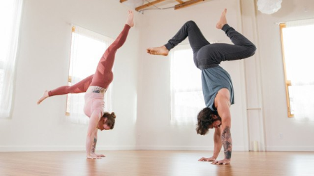 AloMoves   Journey to Handstand