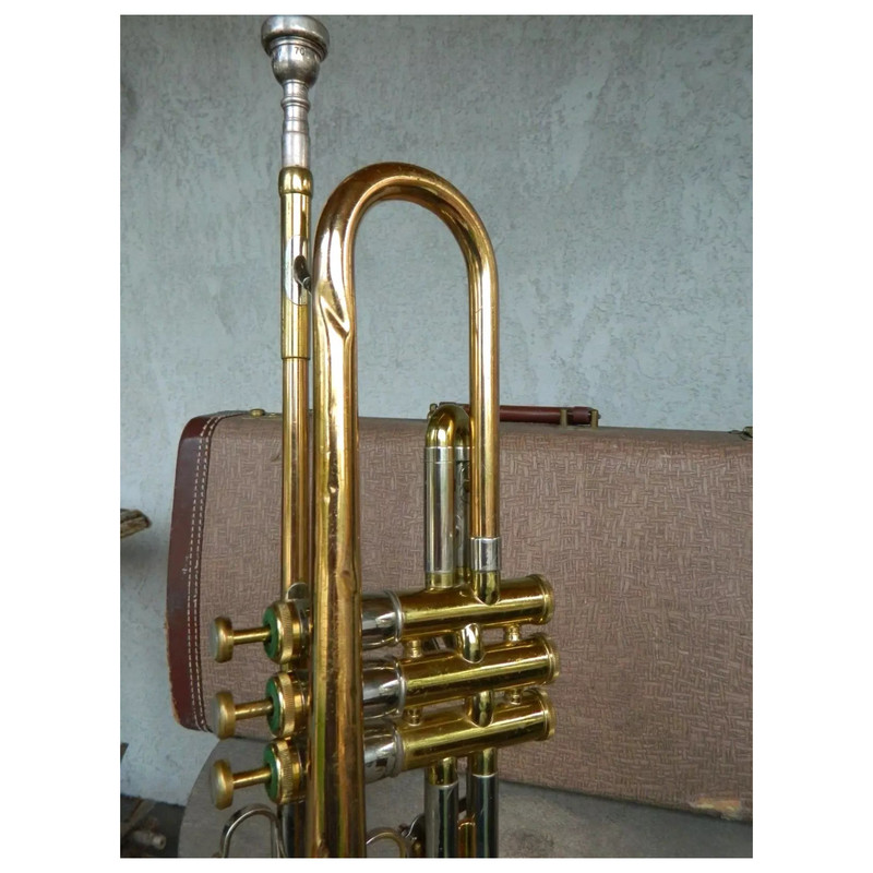Olds 1961 Recording Trumpet with Case Serial 385454 (5)