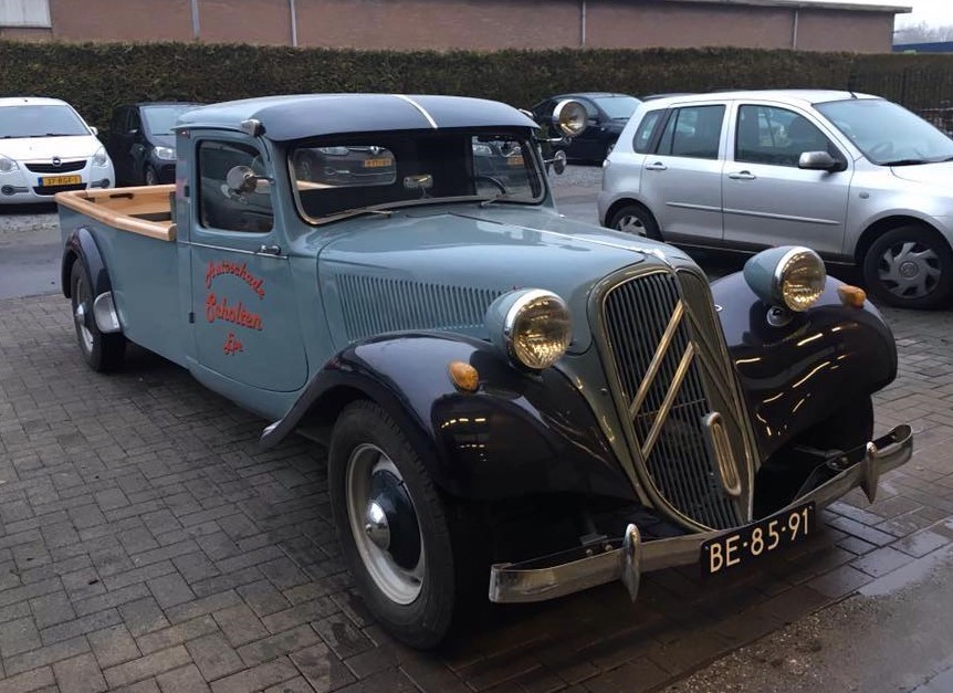 Pick Up 11 B 52-57 bleu et noir