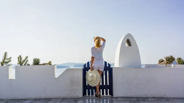 [Image: meri-gia-kalokairines-diakopes-stin-ella...-jpeg.webp]