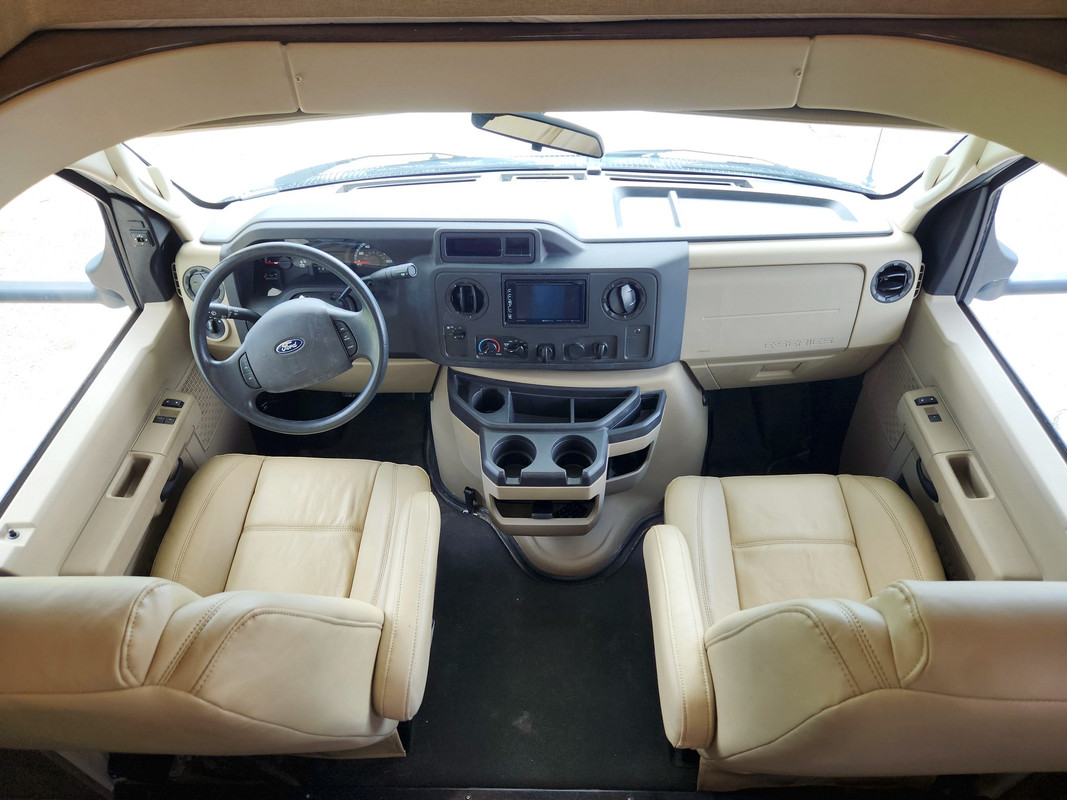 Vehicle thumbnail 13