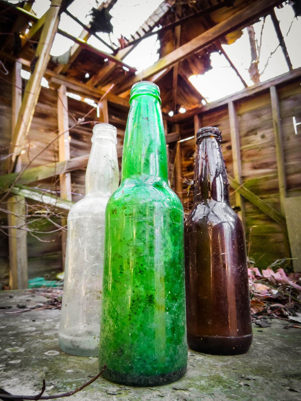 [10] - 1981 Repair Garage