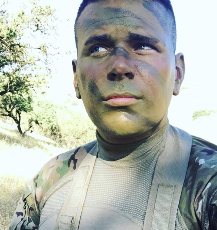 22716600-967C-43FC-8D1D-43E2FCB09403