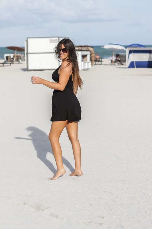 Claudia-Romani-UpskirtSTARS.com-4-1- (15)