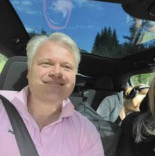 B0D09742-D021-4138-B323-F9711AD1D9ED