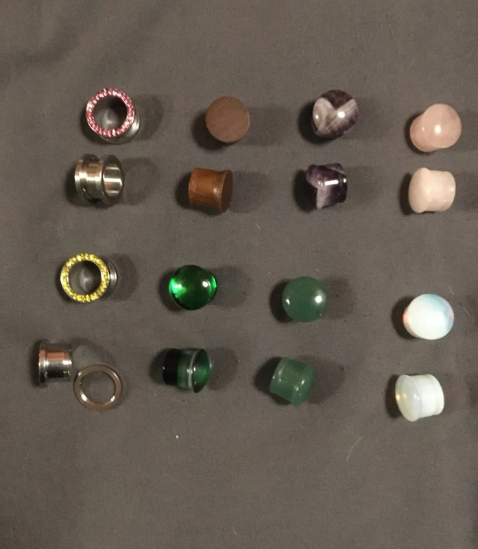 4BFB97A0-F620-4784-85B3-5C0B17C0D44D