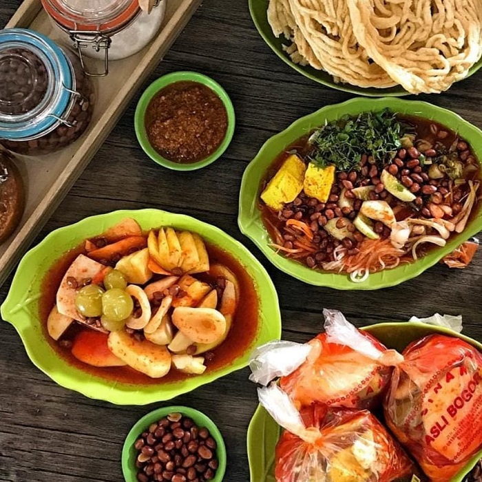 Asinan Asli Bogor.
