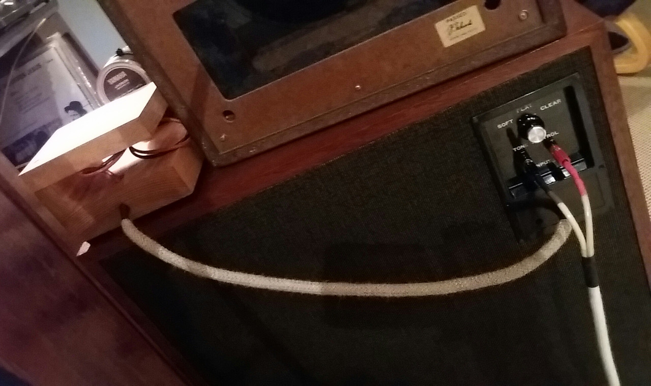 0EA32875-5842-458D-BAC1-917AD435CB3C