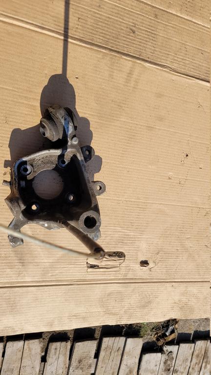 Поворотный кулак