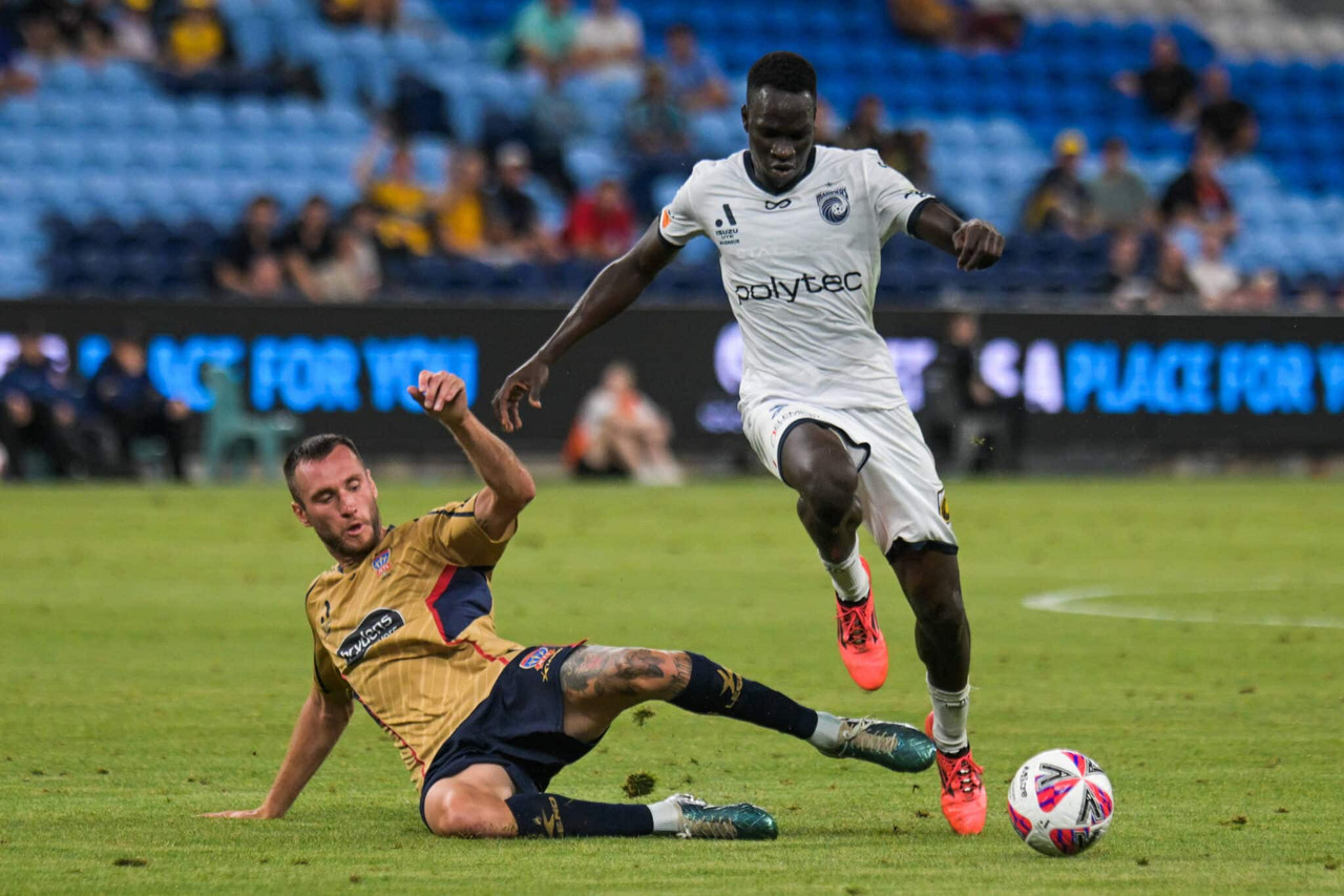 Central Coast vs Brisbane Roar, 15h00 ngày 31/12