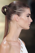 hbz-bridal-hair-sculptural-shiny-cushnie-et-ochs-bty-s15-005-imaxtree.jpg