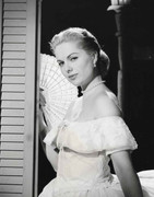 Martha-Hyer-a187