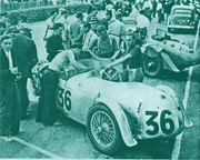 24 HEURES DU MANS YEAR BY YEAR PART ONE 1923-1969 - Page 19 39lm36-MGMidget-MCollier-LWech-1