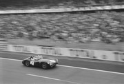 24 HEURES DU MANS YEAR BY YEAR PART ONE 1923-1969 - Page 49 60lm07-DBR1-300-S-Roy-Salvadori-Jim-Clark-12