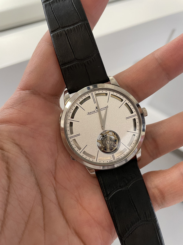 A58770B5-443A-476E-8D38-1BB34D6E1E92