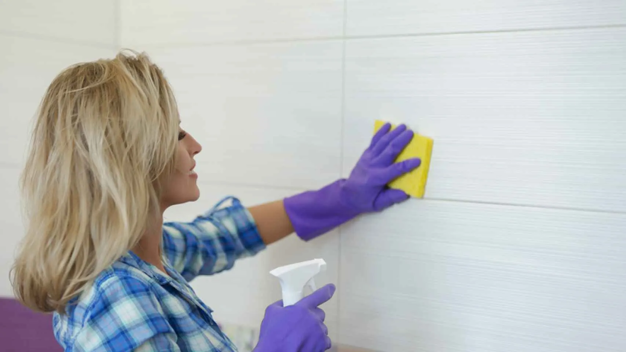 ¿Cómo quitar la grasa de los azulejos de la cocina? ¡Truco efectivo!