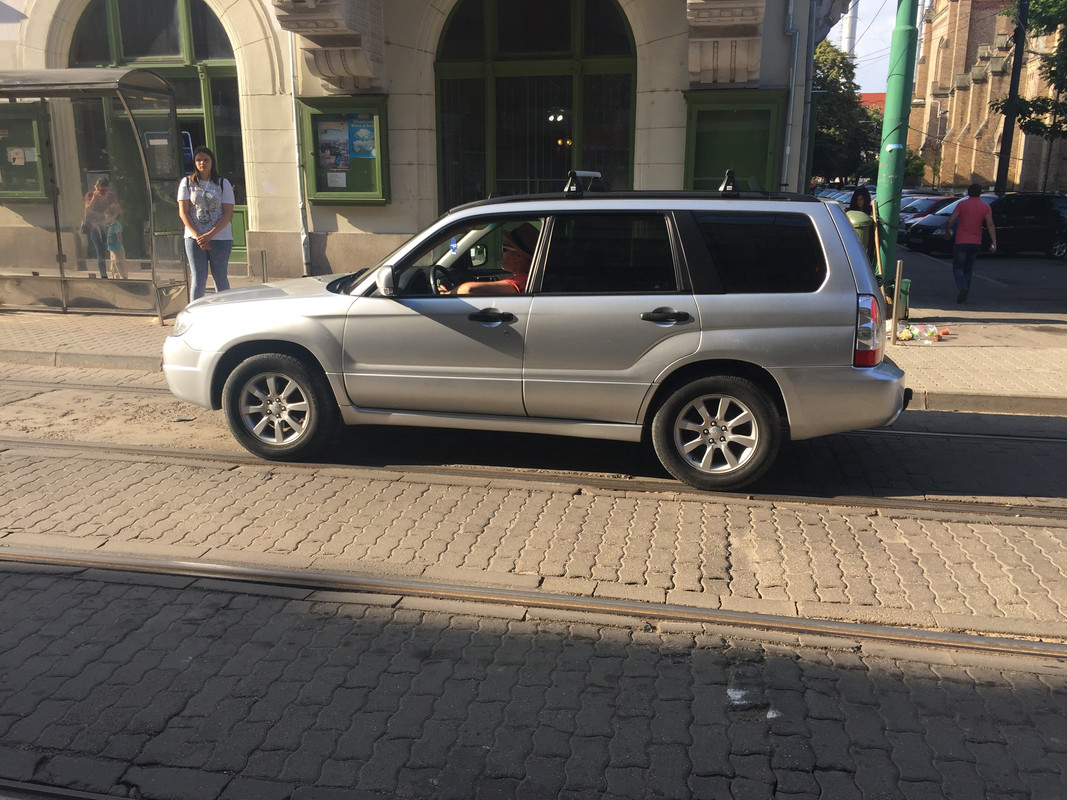 E2C6473F-C28F-421C-992E-536425F851C0