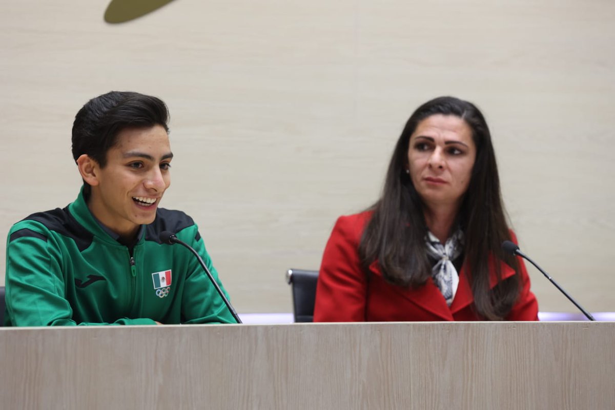 Guevara garantiza beca de Conade para Donovan Carrillo hasta marzo del 2022