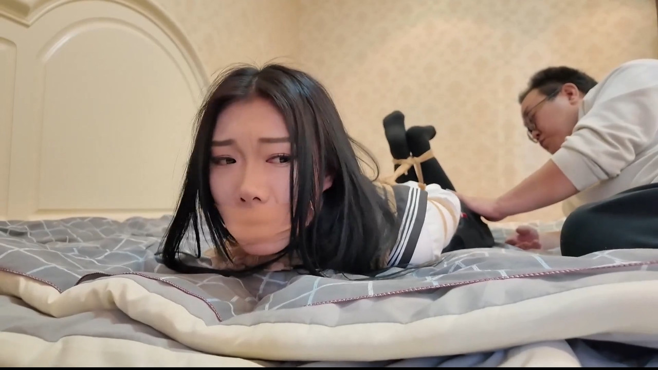 枫叶原幢 螳螂捕蝉黄雀在后 上.mp4_20250413_185334.123