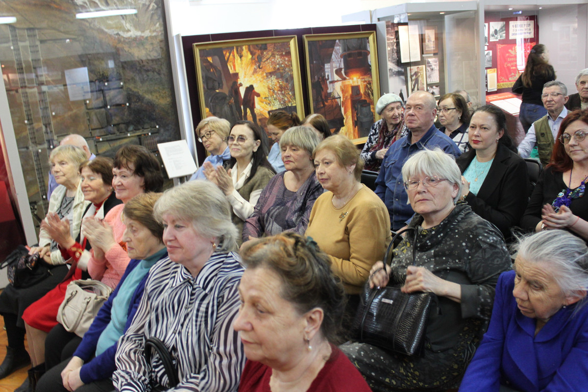 Родоведы во время заседания