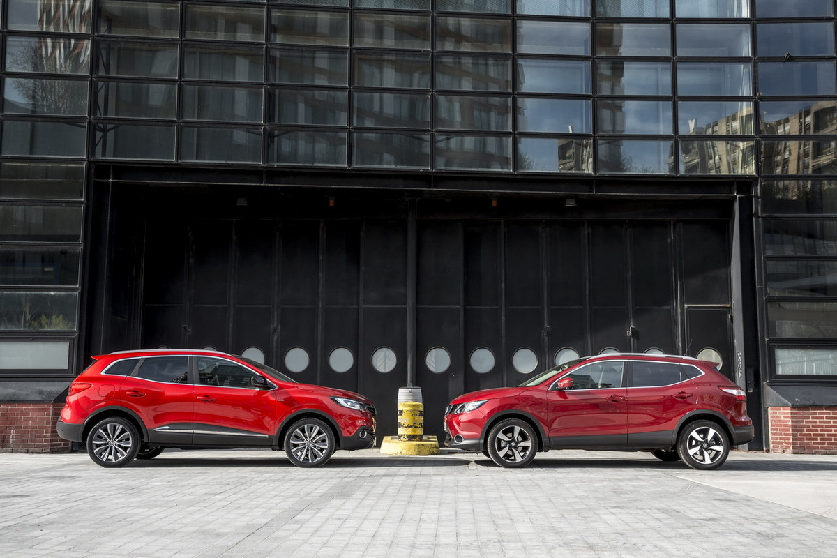 renault-kadjar-2015-vs-nissan-qashqai-04