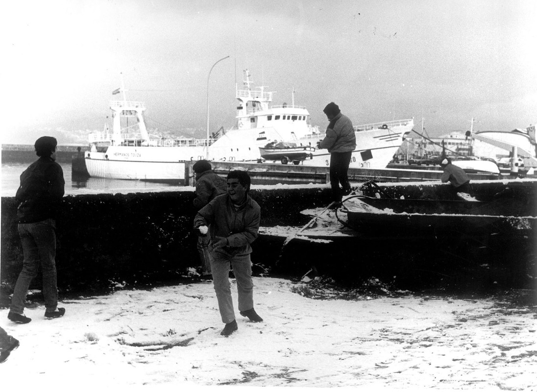 11.1987-cameselle-escuela-nautica-puerto-6MLL