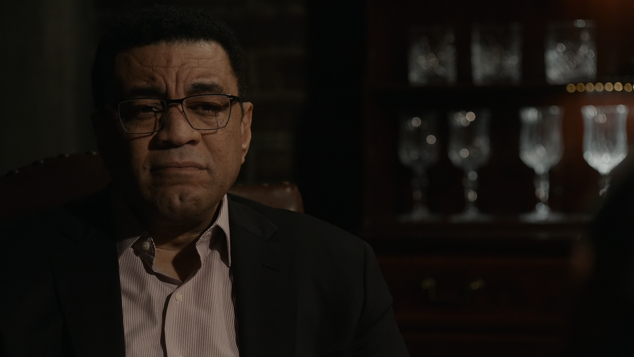 The.Blacklist.S09E19.The.Bear.Mask.1080p.10bit.AMZN.WEB-DL.DDP5.1.HEVC-Vyndros.mkv_snapshot_03.06_[2