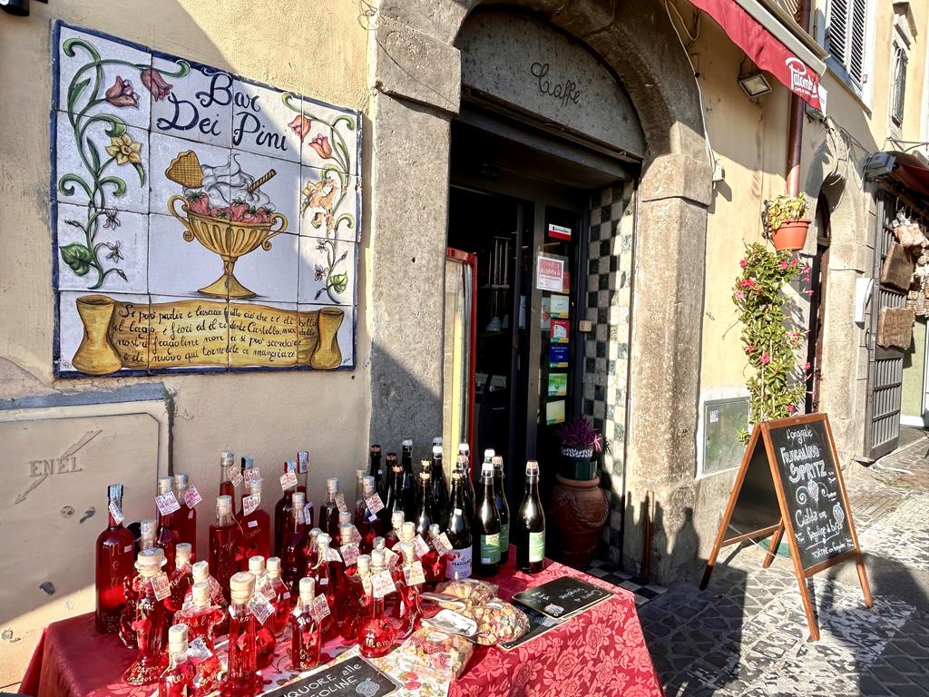 Жаркий сентябрь на побережье Тирренского моря. Жаркий сентябрь на побережье Тирренского моря.