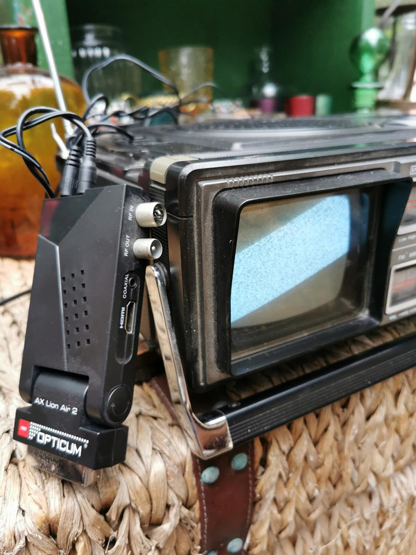 9833BEFC-1160-4730-A26B-5DA005BDF413