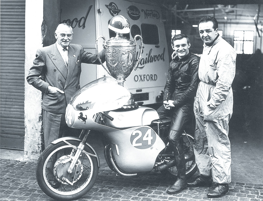 Ducati-250 (1960) Mike Hailwood