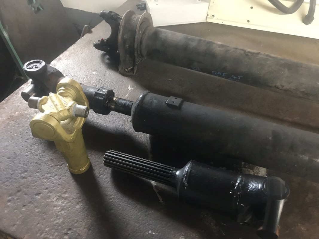 0B0BD2B8-7D67-4696-829A-694CC20827DD