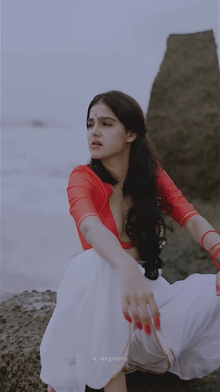 anaswara.rajan sexy photoshoot.mp4_snapshot_00.23.275