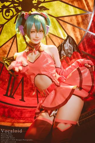 [Cosplay] Rinka Okita 沖田凜花 – 初音ミク Sweet Devil ver