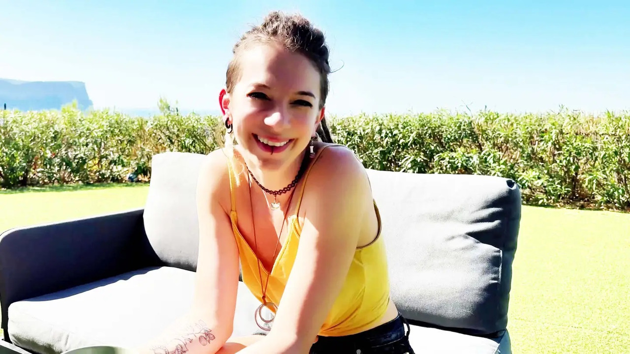 JacquieEtMichelTV 24 08 31 Eva, Lyia – Eva gets lost in sensuality with Lyia