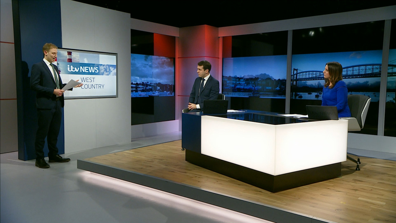 01.11 - 18.00.00 - ITV News West Country. News for Devon, Cornwall, S....ts_snapshot_08.40.610