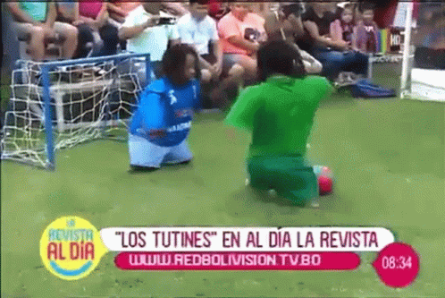 los-tutines-enano.gif