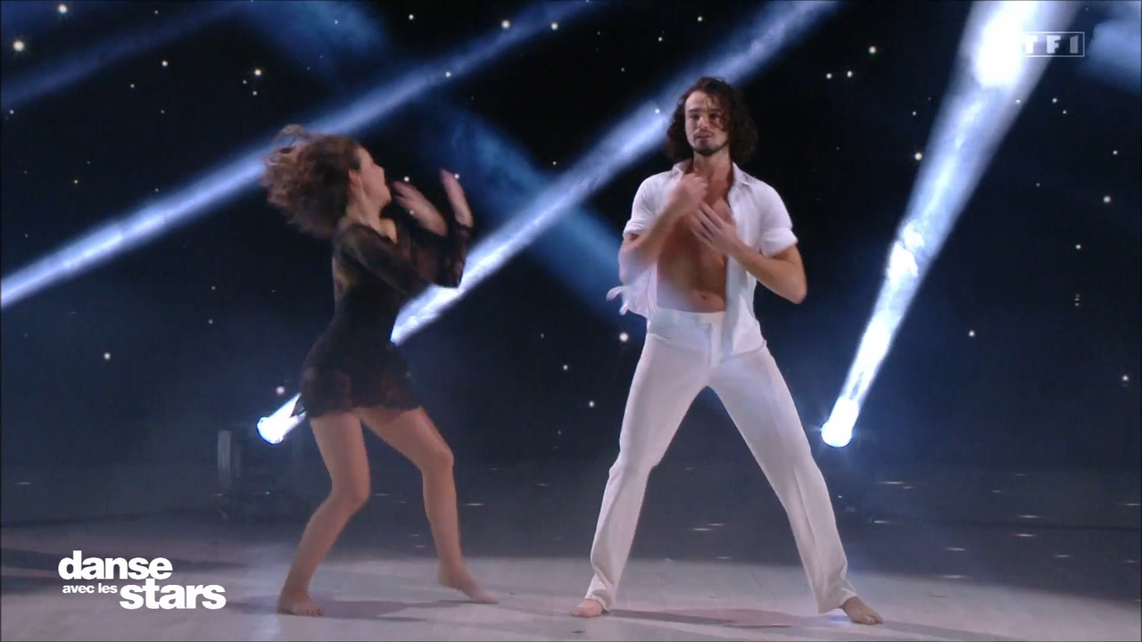 2021-10-29_21_05_TF1_Danse-avec-les-stars.mp4_snapshot_00.24.24.081
