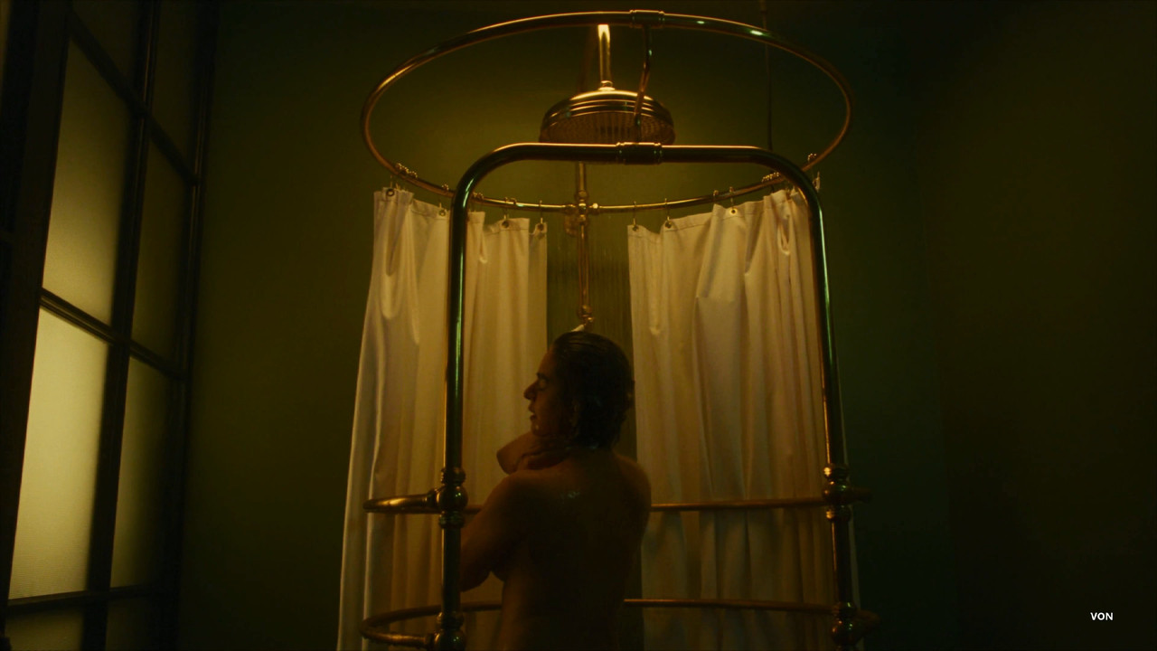 Inside Edge S02_4K_PART I.mkv_snapshot_01.24_[2021.06.21_19.17.26]