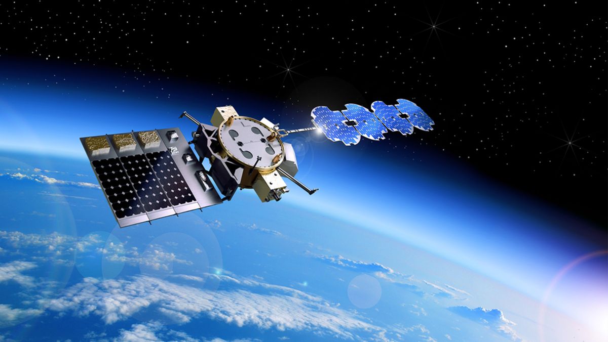 trasmettere energia alla superficie terrestre dai satelliti artificiali